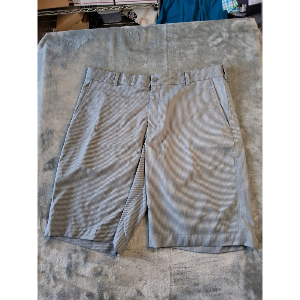 Nike Golf Mens Grey Pinstripe Flat Front Performance Shorts Size 36 Seersucker